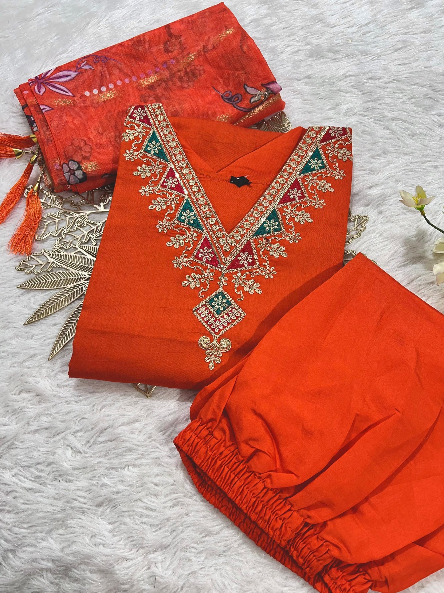 Premium Roman SilK V-Neck Kurti With Pant and Digital Print Duppata With four side traditional LatkaN